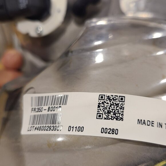 2002-05 Ford Explorer Right headlight - Picture 3 of 3